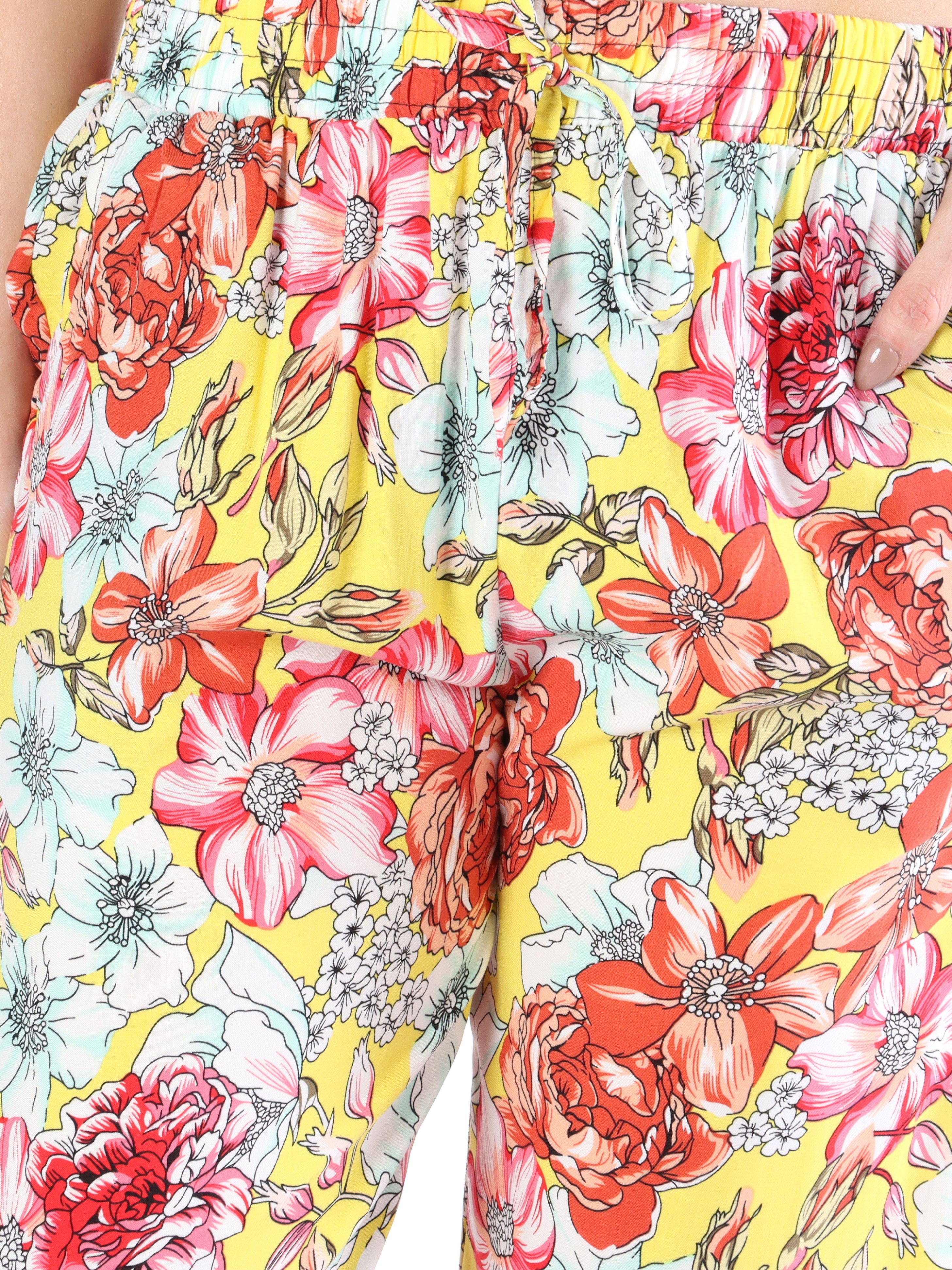 Billie - Löst sittande byxor i blommönster med elastisk kant